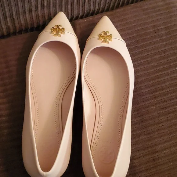 Seashell pink tory Burch shoes - Picture 2 of 3